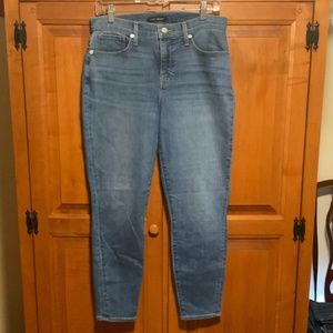 Lucky Brand midrise skinny Ava jeans
